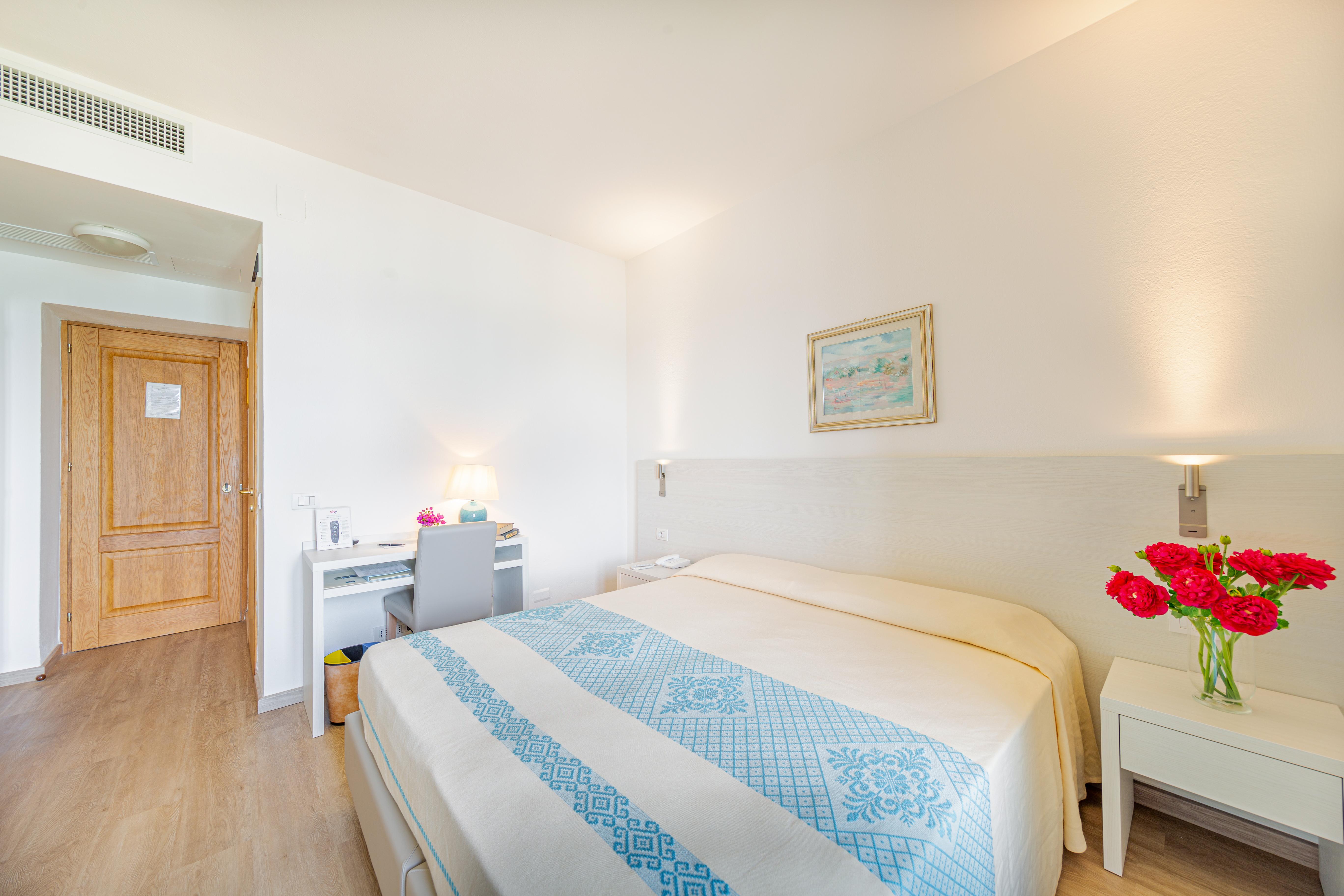Hotel Dei Pini 4*