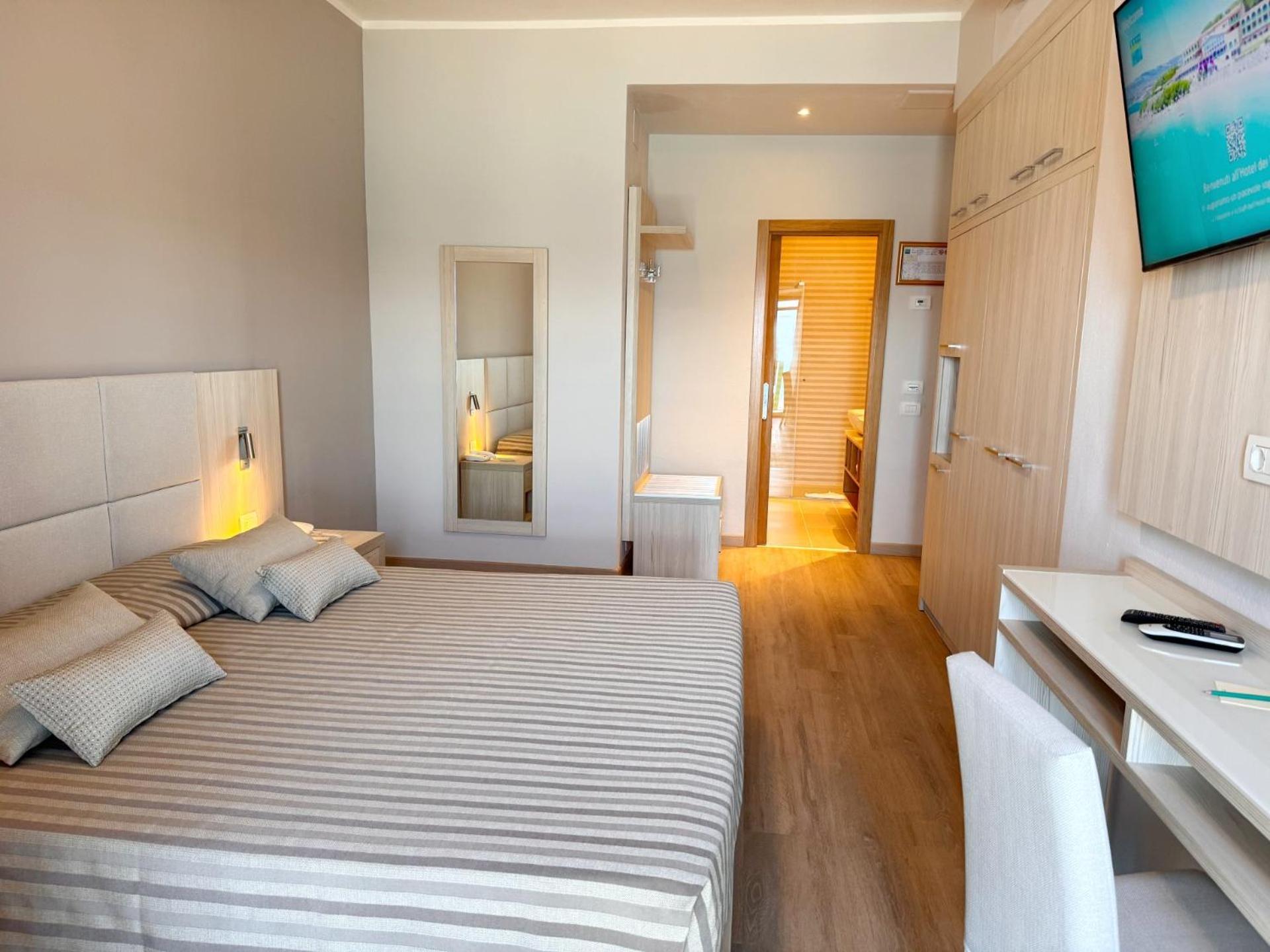 Dei Pini Hotel Fertilia